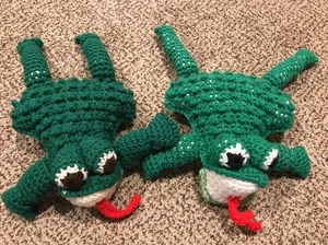 Lote de 2 muñecas rana de peluche de juguete de hilo de ganchillo hechas a mano de colección - Imagen 1 de 6