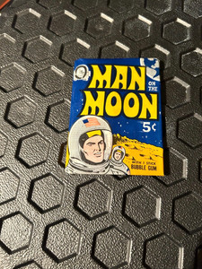 1969 O-pee-chee OPC Man on the Moon 1 unopened Pack   NEAR MINT