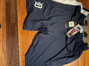 Nike Men's XL Dri-FIT MLB Detroit Tigers Navy Blue 9'' Shorts NEW with tags - Picture 1 of 11