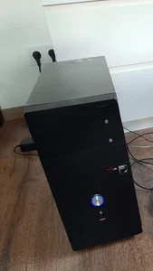 schickes PC-Minitower-Gehäuse mit Netzteil - Zdjęcie 1 z 5