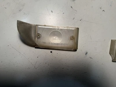 1968 Ford Falcon Front Turn Signal Lenses - Imagem 1 de 4