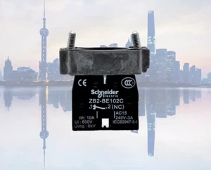 1PC NEW Schneider Button base with contact ZB2BZ103C - Picture 1 of 1