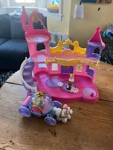 fisher-price Little People disney princess castle and carriage - Picture 1 of 4