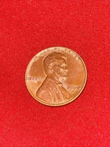 1964 D Lincoln Penny Error “L” Liberty Edge And IN GOD WE TRUST The (I) And (W). - Picture 1 of 4