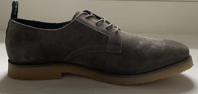 Sapatos masculinos All Saints couro camurça biqueira plano de cano baixo Derby cinza carvão tamanho 13 - Imagem 1 de 4