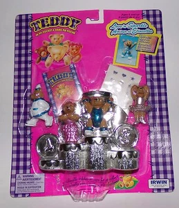 Vintage Teddy In My Pocket Love 'n' Sparkle Playset Canada Version Irwin RARE - Picture 1 of 4