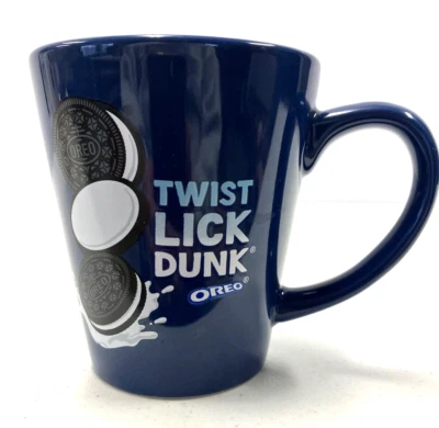 Taza de cerámica Blue Oreo Twist Lick Dunk nueva de Frankford Candy O Foto 1 de 4