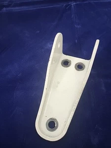 Freightliner 18-65454-001 Shock Mount Bracket Steel, White , 0.17 In. Thick - Picture 1 of 6