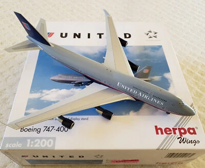 1:200 Boeing 747-400 United Airlines N118UA Herpa 550161 - Image 1 of 4