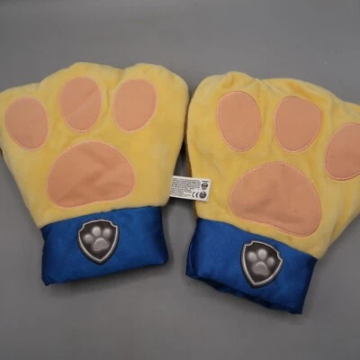 Chase Hero Paws Paw Patrol the Movie Shake for Sounds Talking Hands Gloves - Image 1 of 4
