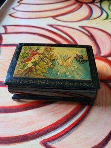 Gorgeous Vintage Signed Russian Lacquer Box - Picture 1 of 9