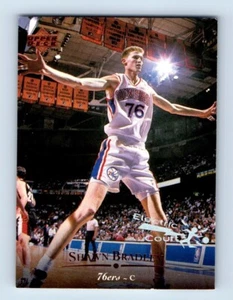 1995-96 cubierta superior Shawn Bradley Philadelphia 76ers #67 - Imagen 1 de 2