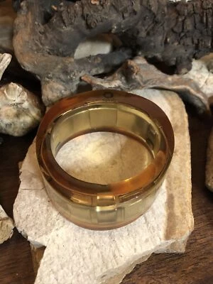 3. Brazalete inusual SOVILJ oro resina amarilla 8", 117,4 g Foto 1 de 4