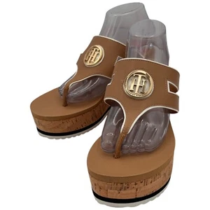Tommy Hilfiger Sandalen Damen 9,5 M Keilabsatz Riemen Natur Gold Logo Tw Galley - Bild 1 von 14