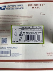 NUOVO - Leviton bianco GFTR2-W GFCI Smartlock Pro resistente alle manomissioni 20A-125V TR 5-20R - Foto 1 di 3