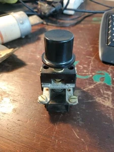 General Electric, Interruptor Pulsador, 2236024G5 (TA46MS) - Imagen 1 de 4