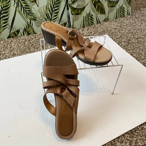Naturalizer Sandals N5 Comfort Tulla Leather Tan Slip On Wedge Sandals Size 9M - Picture 1 of 6
