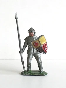 1 x LONE STAR. 1960's MEDIEVAL FOOT KNIGHT. 1/32 SCALE SOLDIER. HARVEY SERIES. - Picture 1 of 3