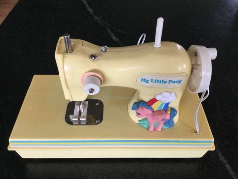 Vintage My Little Pony Sewing Machine 1984 Hasbro Cover