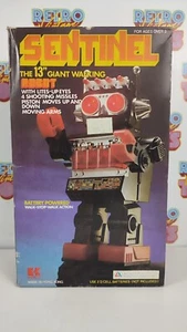 SENTINEL 13'' GIANT WALKING ROBOT NEW VINTAGE 70'S 80'S KAMCO TESTED check video - Foto 1 di 11