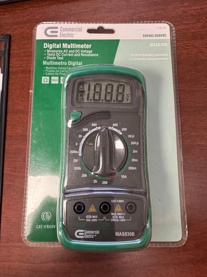 Multímetro digital eléctrico comercial #119-701 (600 VCA/VDC) Foto 1 de 1