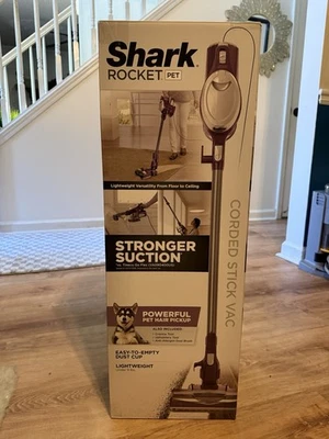 Aspiradora Shark Rocket Pet con cable nueva Foto 1 de 4