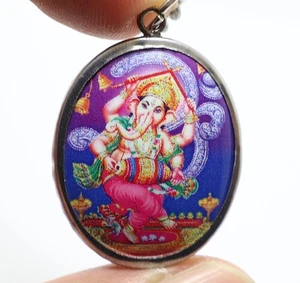 CIONDOLO LORD GANESHA DIO DELLA SAGGEZZA SUCCESSO BENEDICI OM GANESH ENERGIZZA MEDAGLIONE INDÙ - Foto 1 di 10