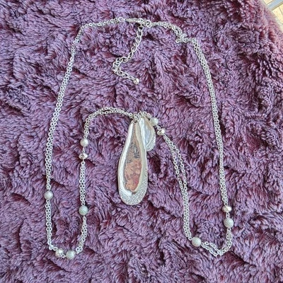 Collar colgante con cristales Chico para mujer 18-21 pulgadas Foto 1 de 4