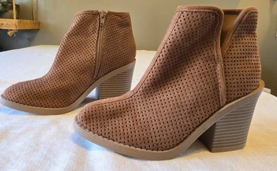 Soda Taupe Marrón Botines Mujer 5.5 Perforado Gamuza Bloque Tacón Boho Chic Foto 1 de 4