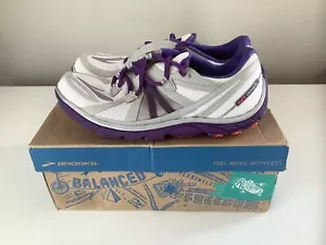 Brooks Pure Connect PureConnect 2 Damen-Laufschuhe - weiß/lila - Gr. 8 - Bild 1 von 6