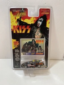 Coche divertido Johnny Lightning KISS GENE SIMMONS con tarjeta # 23 fundido a presión 1:64 - Imagen 1 de 5
