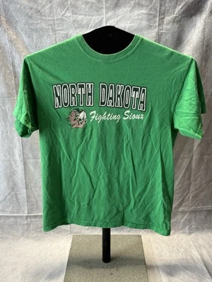 UND Fighting Sioux Hockey Para Hombre Mediana Gildan Verde Camisa Camiseta Foto 1 de 4