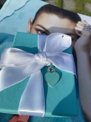 RARO Cuore Small Smelto Blu Edizione Limitata Tiffany & Co 925 - Immagine 1 di 4