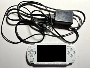 SONY PSP-2001 Star Wars DARTH VADER EDITION AS IS Defective Bad Screen - Picture 1 of 10