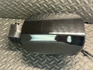 2021-2023 HYUNDAI SANTA FE FUEL POCKET FUEL GAS LID DOOR CAP 81595-S2500 BLACK - Picture 1 of 12