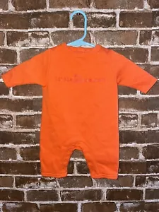 OLD NAVY UNISEX BABY XS 0-3 MONTHS ORANGE LITTLE PUMPKIN ONE PIECE HALLOWEEN T - Picture 1 of 3