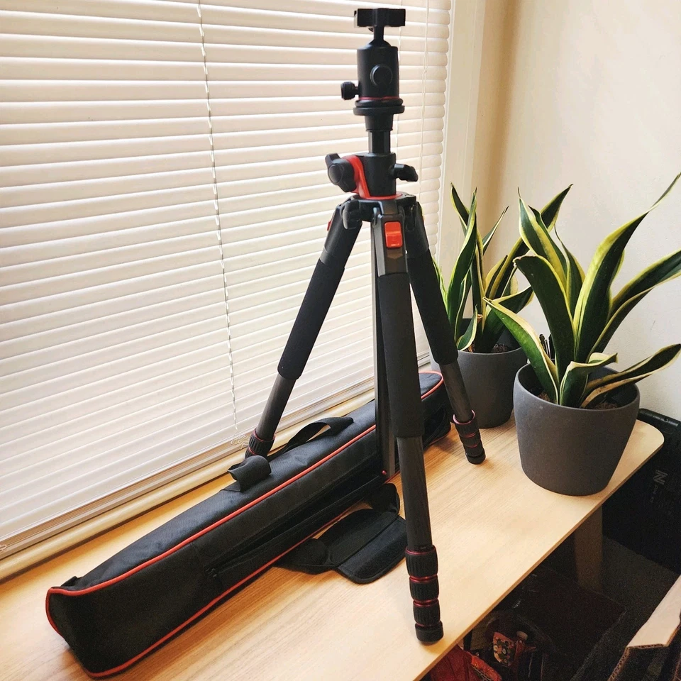 Monopie trípode para cámara de 72" de fibra de carbono NEEWER con cabeza esférica de 360 grados N284C+G0 Foto 1 de 4