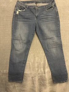 Apt 9 Jeans Womens 16 Skinny Leg Mid Rise Blue Denim Stretch Distressed - Picture 1 of 10