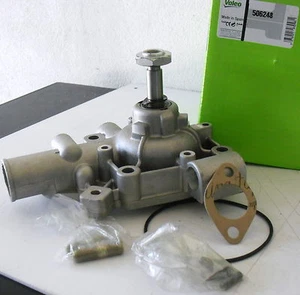 POMPA ACQUA POMPE à EAU FIAT 131 FIAT 132 RENAULT B IVECO 35.10 VALEO 506248 - Picture 1 of 1