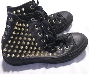Converse All Star Black Leather Shoes Women's Size 6 Gold Tone Metal Spikes - Picture 1 of 13