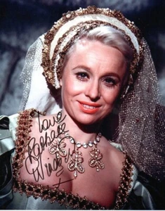 Film Autogramm: BARBARA WINDSOR (Carry On Henry) seltenes signiertes Foto - Bild 1 von 1