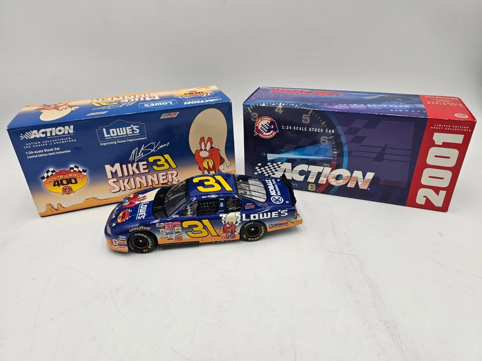 Monte Carlo 400 Looney Toons, Mike Skinner 31 Lowe’s 2001 escala 1:24 coche de stock. Foto 1 de 4