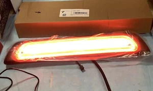 Red LED Rear Strobe 3rd Third Brake Light Cargo Lamp For 2007-18 Toyota Tundra - Foto 1 di 9