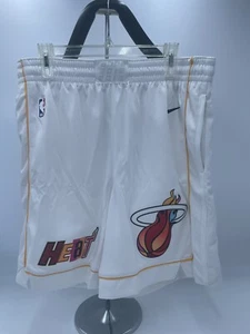 Nike Shorts Mens XL White Miami Heat City Edition Swingman Basketball DO9663-100 - Picture 1 of 2