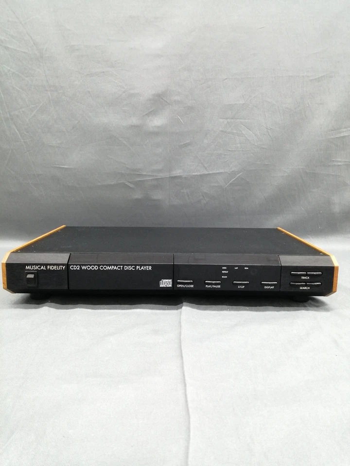 MUSICAL FIDELITY CD2 MADERA | Reproductor de CD de Japón Foto 1 de 4