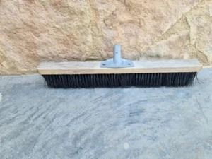 SCOPA INDUSTRIALE SPAZZOLONE PAVIMENTI PULIZIA SCOPETTONE SPAZZOLA 60 CM - Foto 1 di 4