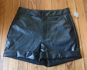 Just Be - Ladies/Women's Black Faux Leather Cuffed Short. Size Small. New - Picture 1 of 9