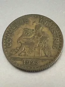 Antique 1923 French Bronze 1 Franc Coin Commerce Industrie Bronze - Picture 1 of 2