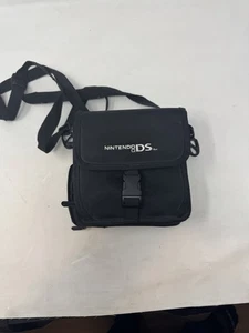 Offizielle schwarze Nintendo DS Tragetasche Reisetasche für 9 Spiele 4 Fächer - Bild 1 von 4