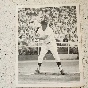Yankees Mickey Mantel 8 x 10 s/w Glanzfoto - 70er Jahre nach Ruhestand - Bild 1 von 11